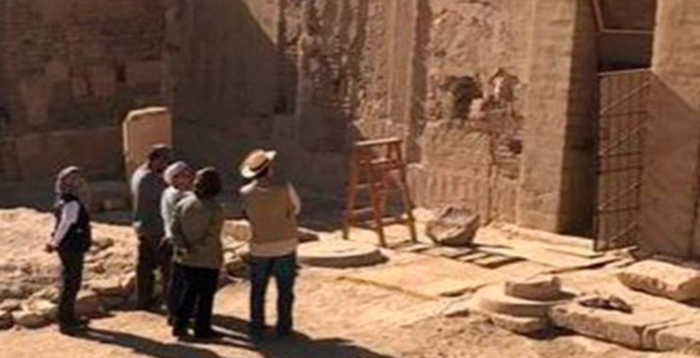 1 EN LUXOR